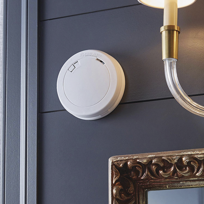 FIRST ALERT - Detector Combo de Humo/CO, Autónomo, Batería Sellada de Litio de 10 años, No Requiere Panel, Diseño Ultra Delgado, No Requiere Cableado