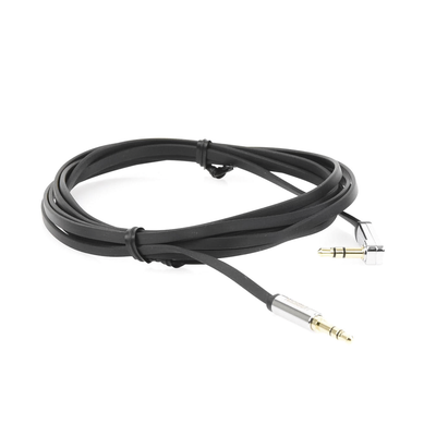 UGREEN - Cable Auxiliar Plano 2 Metros / Conector 3.5mm a 3.5mm / Macho-Macho / Recto a Angulo / Ángulo de 90° en una de sus Puntas / Color Negro