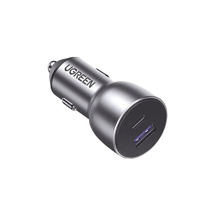 UGREEN - Cargador de Auto 52.5W | Puerto USB-A y USB-C | Carga Rápida | Compatible con Vehículos de 12 y 24 VCD | PD3.0 + QC3.0 | Chip Inteligente | Diseño Compacto Mayor Eficiencia Energética | Caja de Aluminio