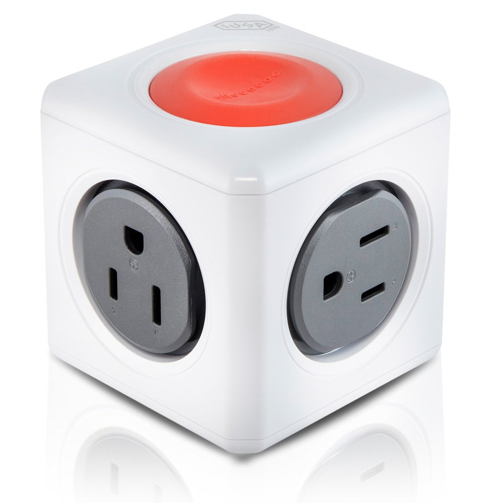 IUSA - Multicontacto ecube con control remoto