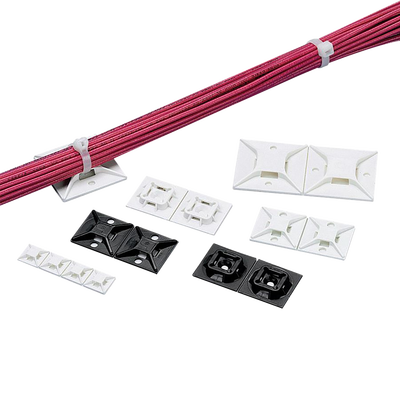 PANDUIT - Montaje-Sujetador Para Cable de 4 vías, con Adhesivo Acrilico, 25.4 x 25.4mm (1in x 1in), Color Negro, Uso en Exterior, 1 pieza