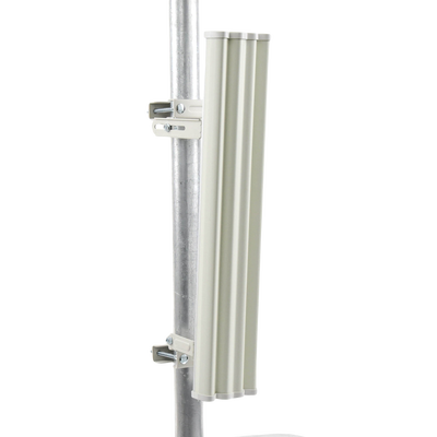 UBIQUITI - Antena sectorial para radio estaciones base airMAX de 90 grados de cobertura horizontal, 5 GHz (5.15-5.85 GHz) de 20 dBi
