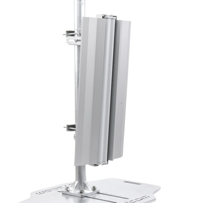 UBIQUITI - Antena sectorial Titanium para radio estaciones base airMAX ajustable 60, 90 y 120 grados, 2 GHz (2.3-2.6 GHz) hasta 17 dBi