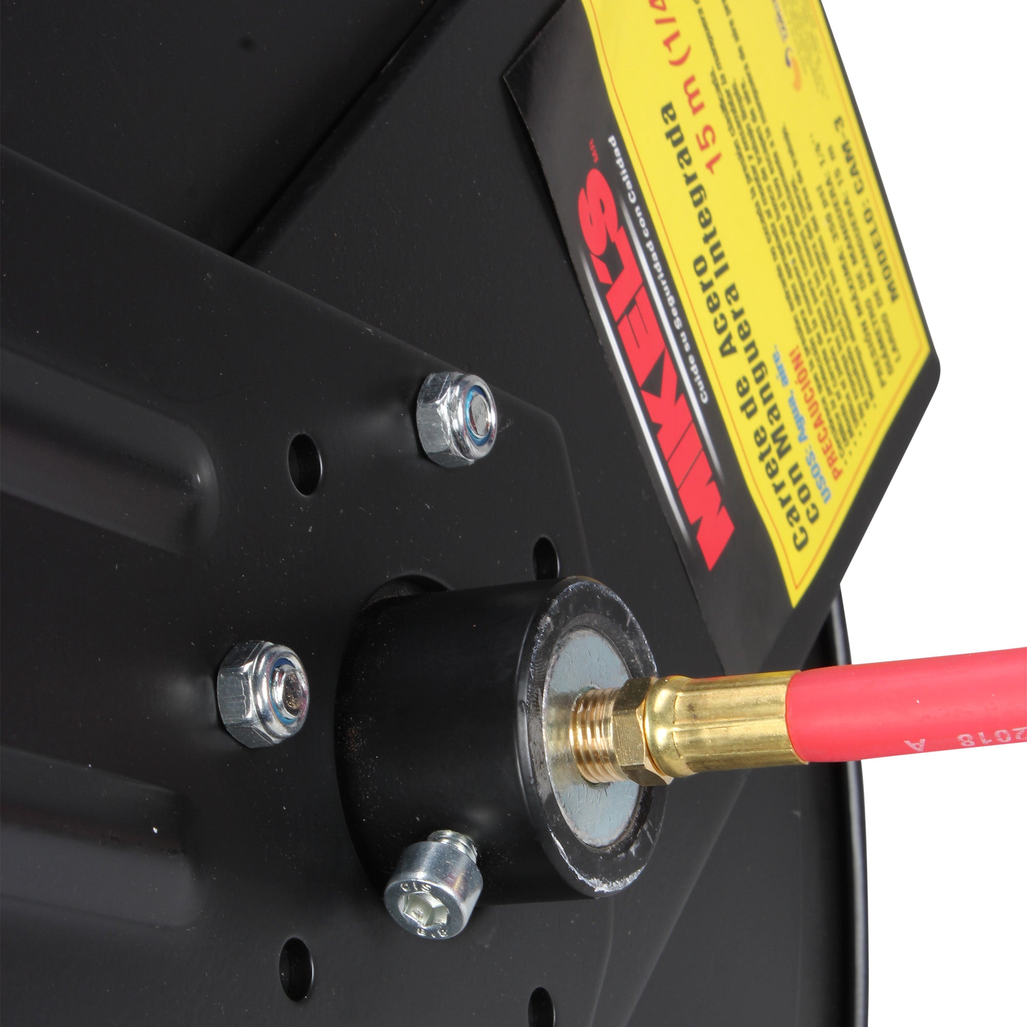 Carrete de acero con manguera, 1/4” sistema retráctil (15 mts)