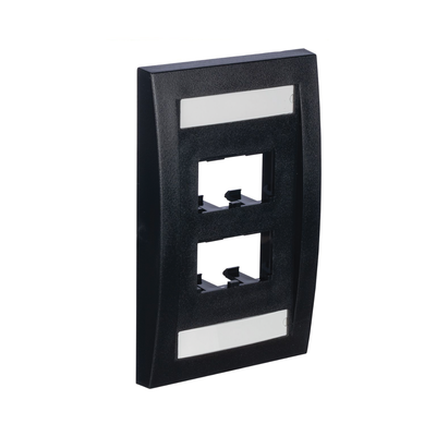 PANDUIT - Placa de Pared Vertical Ejecutiva, Salida de 4 Puertos Mini-Com, Con Espacios Para Etiquetas, Color Negro