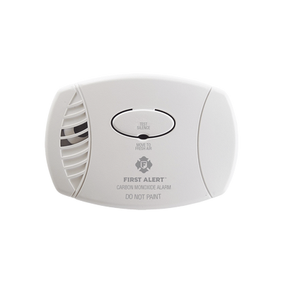 FIRST ALERT - Alarma de monóxido de carbono (CO) enchufable con bateria de respaldo