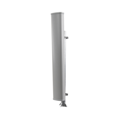 EPCOM - Antena Sectorial de 65° / Gracias a su Excelente Diseño Logra Cubrir desde 1710 a 2180 MHz / Soporta Llamadas y Tecnologías 2G, 3G y 4G / 18 dBi de Ganancia