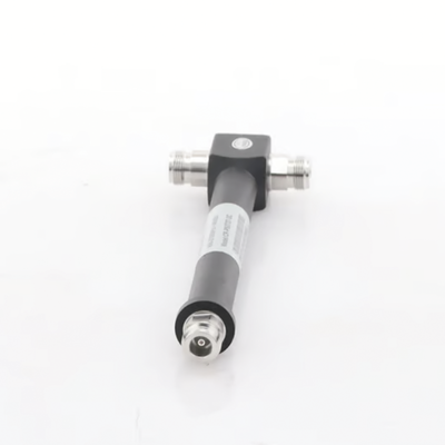 EPCOM - Divisor de Potencia de Dos Vías/ Splitter para distribuir la señal hacia dos antenas/  698-2700 MHz