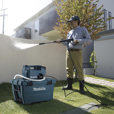 MAKITA - Hidrolavadora Inalámbrica de 8.0 Mpa. con Manguera de 5m y Depósito de Agua 50 Lts., Motor de 36 Vcc que Requiere dos baterías de 18Vcc (No incluidas)