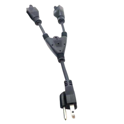 EPCOM POWERLINE - Cable con derivación Vca / 1 Entrada macho Vca / 2 salidas hembra Vca