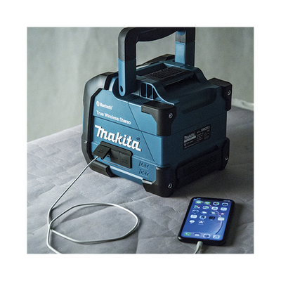 MAKITA - Bocina y Reproductor de Música (12 o 18 Vcc) USB/BlueTooth con Pantalla LCD.