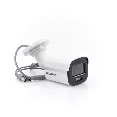 HIKVISION - [ColorVu] Bala TURBOHD 3K (5 Megapixel) / Lente 2.8 mm / Micrófono Integrado / Luz Blanca 20 mts / Exterior IP67 / dWDR / 4 Tecnologías