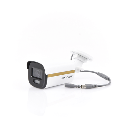 HIKVISION - [ColorVu] Bala TURBOHD 4K / Imagen a Color 24/7 / Lente 3.6 mm / METAL / Luz Blanca 40 mts / Exterior IP67 /  WDR 130 dB