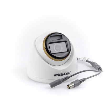HIKVISION - [ColorVu] Turret TURBOHD 4K (8 Megapixel) / Lente 2.8 mm / Imagen a Color 24/7 / Luz Blanca 40 mts / Exterior IP67 / WDR 130 dB