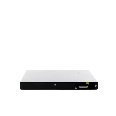 HIKVISION - Switch Gigabit / Administrable Capa 3 / 24 puertos 10/100/1000 Mbps + 24 puertos SFP / 6 puertos SFP+ 10 G de Uplink.