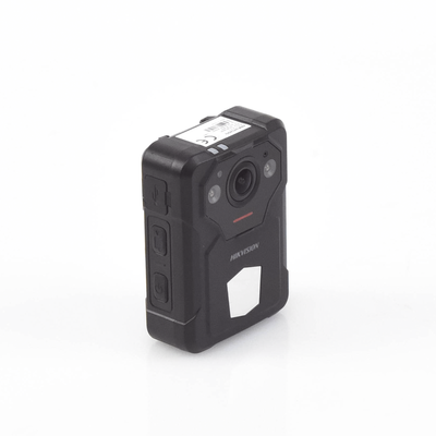 HIKVISION - Body Camera Portátil / Grabación a 2K (4 Megapixel) / Pantalla 1.77" TFT / Fotos de Hasta 40 Megapixel / IP67 / H.265 / 128 GB de Almacenamiento / Microfono Integrado