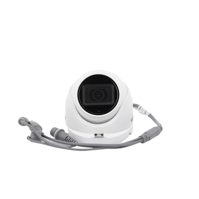 EPCOM PROFESSIONAL - AUDIO POR COAXITRON / Domo TURBOHD 2 Megapixel (1080p) / Gran Angular 106° / Lente 2.8 mm / 20 mts IR EXIR / Exterior IP66 / 4 Tecnologías / dWDR / Metal