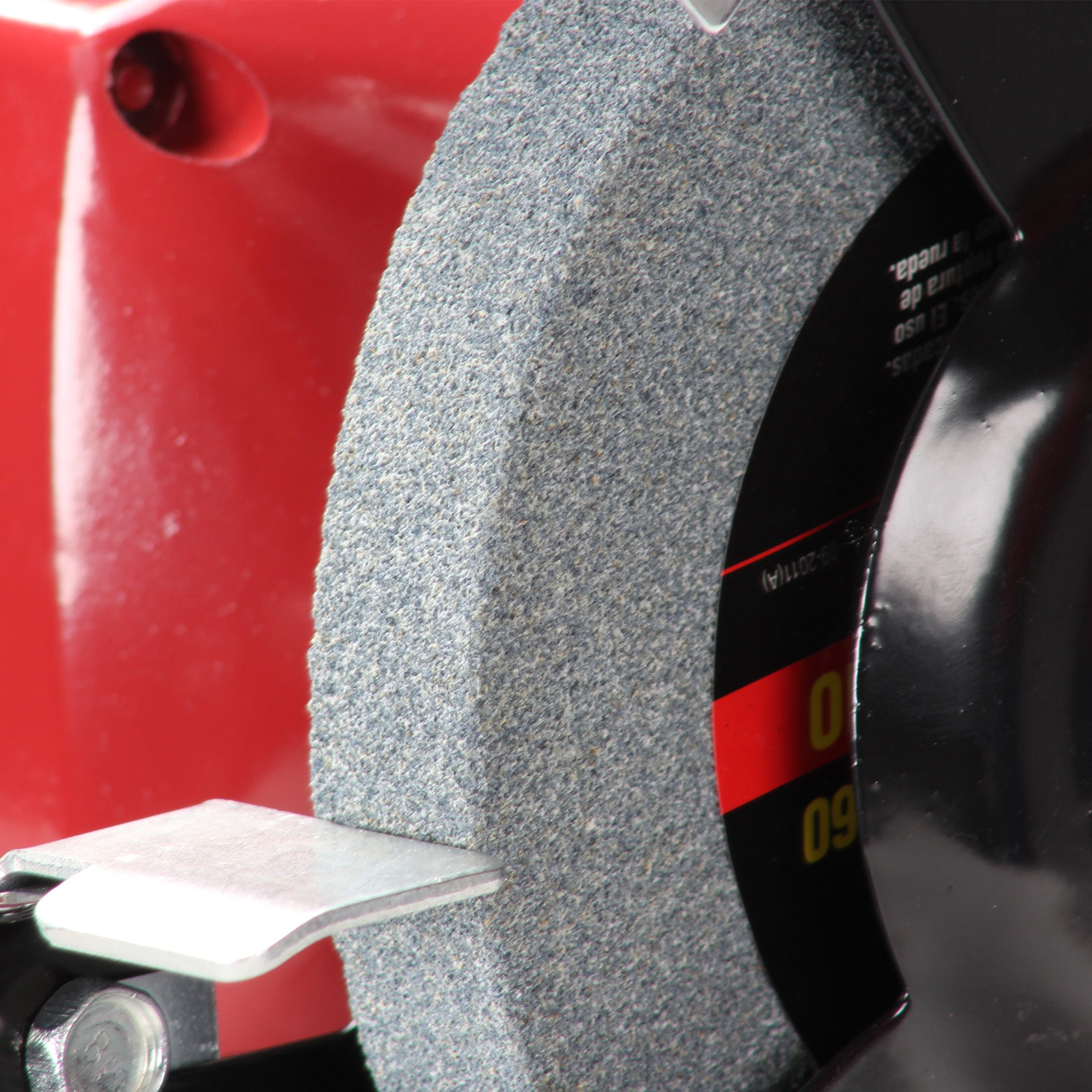 Esmeril de Banco 5” (1/3 HP, 150 W, 3.450 RPM)