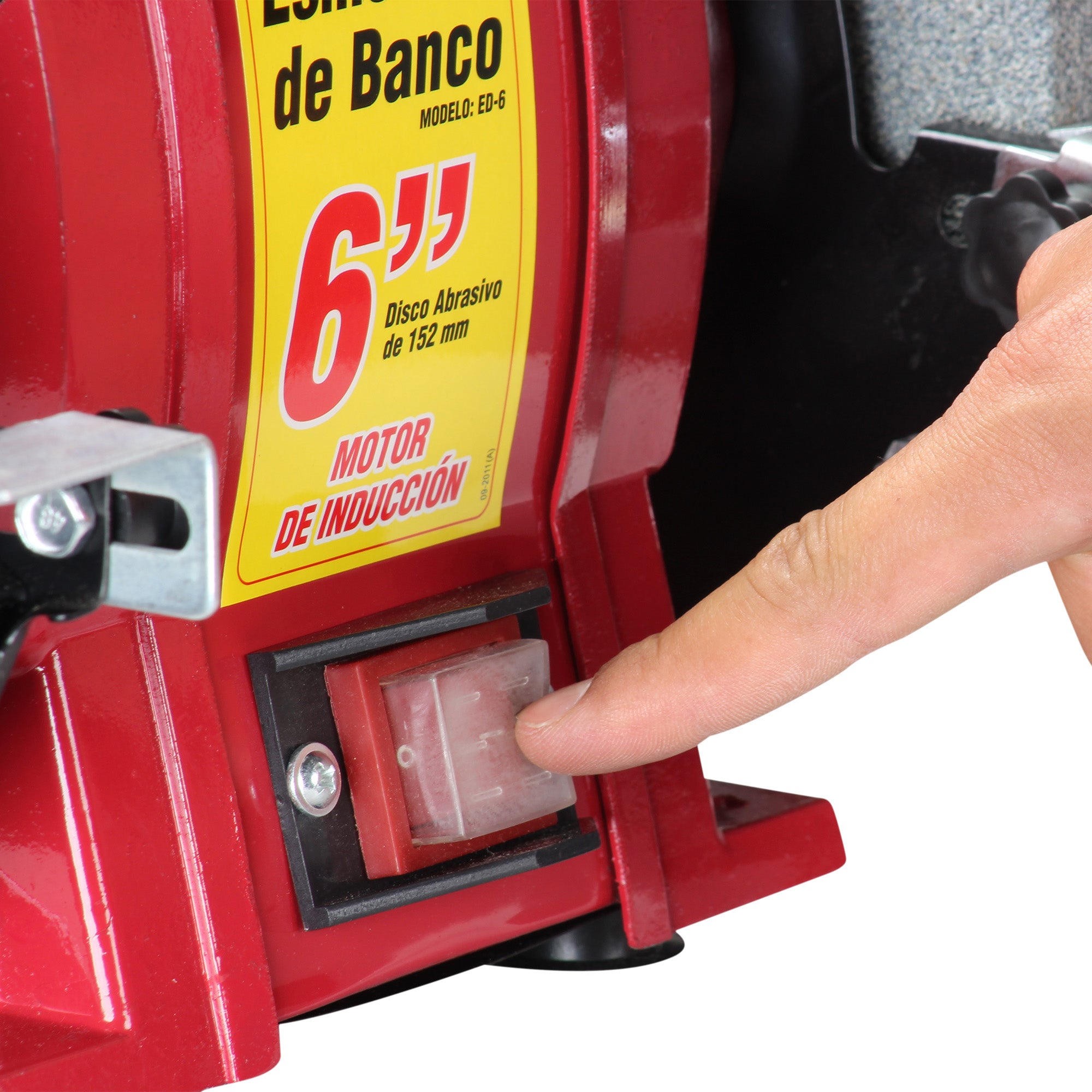 Esmeril de Banco 6” (1/2 HP, 250 W, 3.450 RPM)