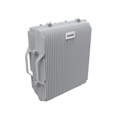EPCOM - (HASTA 5 KILÓMETROS) Amplificador de Señal Celular de ALTA POTENCIA: Especial para Crear una Zona Celular en Áreas Rurales o Comunidades Alejadas. 95 dB de Ganancia, 20 Watts de Potencia, 850 MHz.