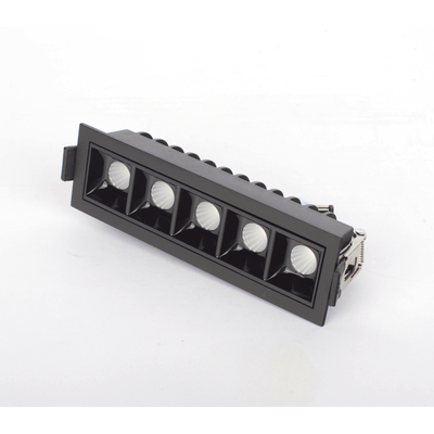 EPCOM INDUSTRIAL - Reflector Empotrable / LUZ Fría /  110 V / 10 W / 750 lúmenes / 50000 hrs / IP20