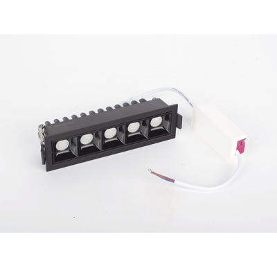 EPCOM INDUSTRIAL - Reflector Empotrable / LUZ Fría /  110 V / 10 W / 750 lúmenes / 50000 hrs / IP20