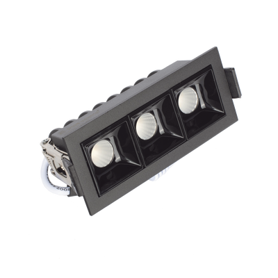 EPCOM INDUSTRIAL - Reflector Empotrable / LUZ Fría / 6 W / 420 lúmenes / 50000 hrs / IP20
