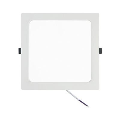 EPCOM INDUSTRIAL - Spot Cuadrado Empotrable / 30 x 30 cm / Luz Fría / 110 V / 24 W / 2040 lúmenes / 25000 hrs / Ángulo de apertura 120° / IP20