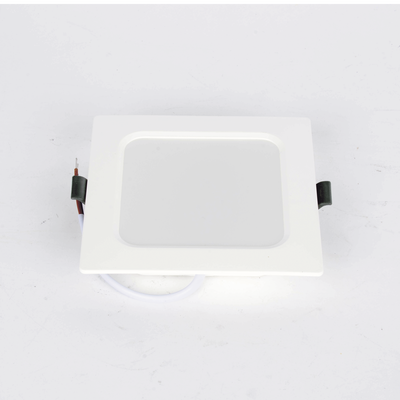 EPCOM INDUSTRIAL - Spot Cuadrado Empotrable / 12 x 12 cm / Luz Fría / 110 V / 6 W / 420 lúmenes / 25000 hrs / Ángulo de apertura 120° / IP20