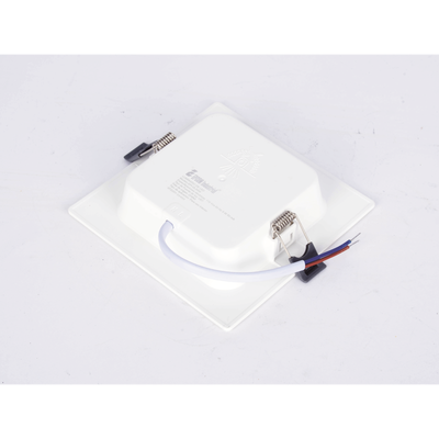EPCOM INDUSTRIAL - Spot Cuadrado Empotrable / 12 x 12 cm / Luz Fría / 110 V / 6 W / 420 lúmenes / 25000 hrs / Ángulo de apertura 120° / IP20
