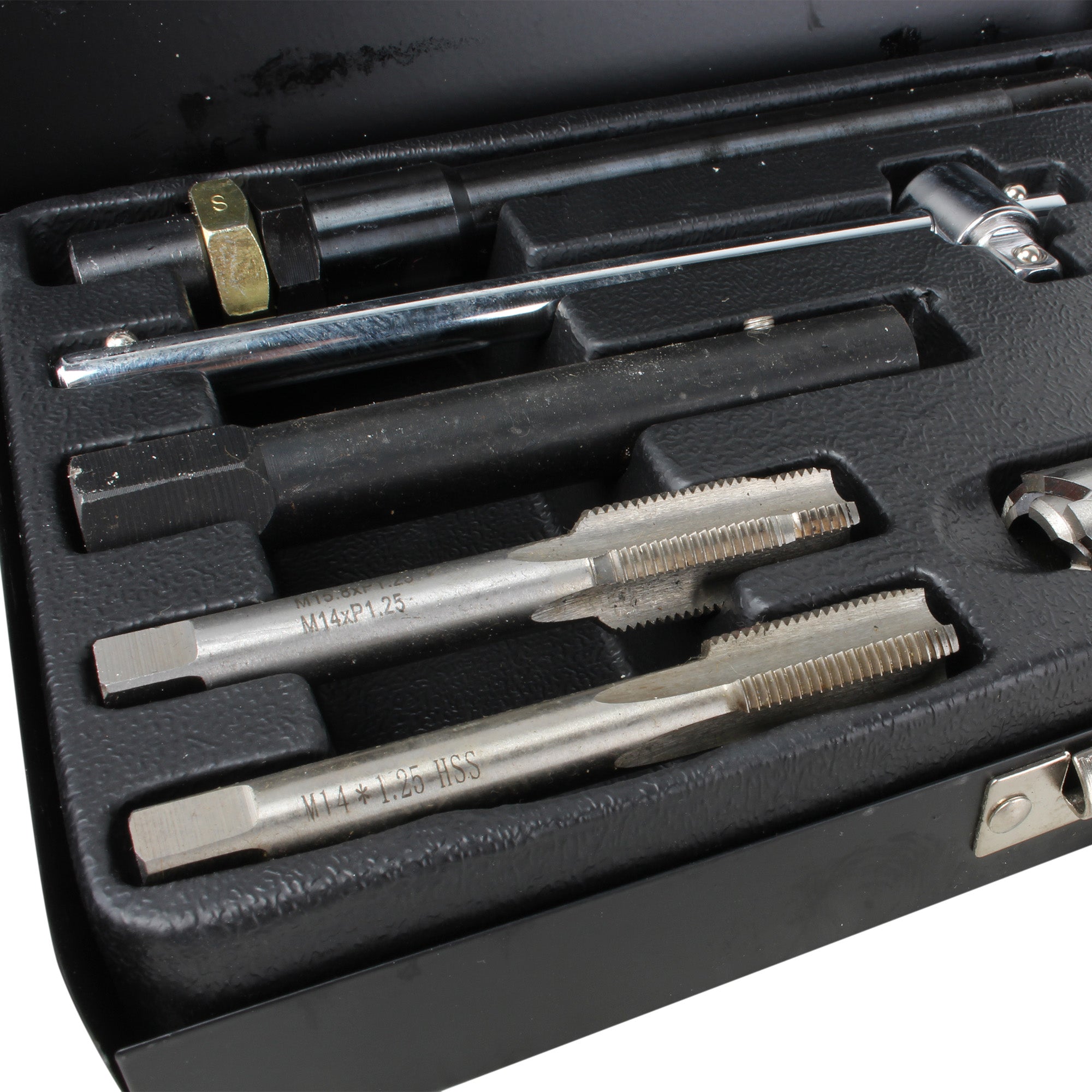 Kit para reparar cuerdas de bujía