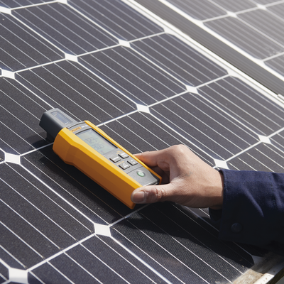 FLUKE - Medidor de Radiación Solar para Instalación, Mantenimiento y Generación de Informes de Paneles Solares o Sistemas Fotovoltaicos, Medida instantánea de hasta 1400 W/m²