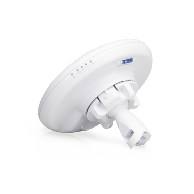 UBIQUITI - Radio airMAX de alta capacidad, hasta 1 Gbps en 60 GHz con failover en 5 GHz, con antena integrada de 17.2 y 10 dBi respectivamente