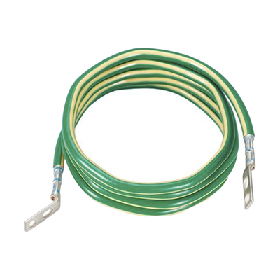 PANDUIT - Jumper para Aterrizar Equipos, 6 AWG, con Terminal Doblada a 45 Grados, Para Conexión a Tierra y Terminal Recta Para Equipos, 3.6 m de Largo