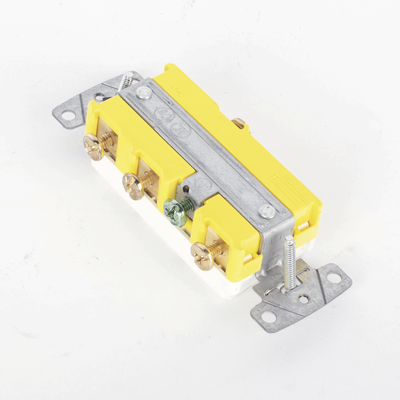HUBBELL - Interruptor Residencial 15 A 120 V, con 3 Bases Unipolares, Cableado lateral, Color Blanco.
