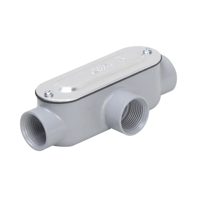 HUBBELL TAYMAC - Caja Condulet tipo T de 1/2" (12.7 mm) / Con tapa y empaque.