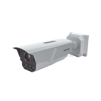 HIKVISION - Bala IP 4 Megapixel / ANPR / Reconocimiento y Captura de Placas Vehiculares para Trafico de Alta Velocidad / 3 Carriles / DARKFIGHTER / WDR 140 dB / IP67 / IK10 / Lente Mot. 8 a 32 mm / 50 mts IR / Micro SD