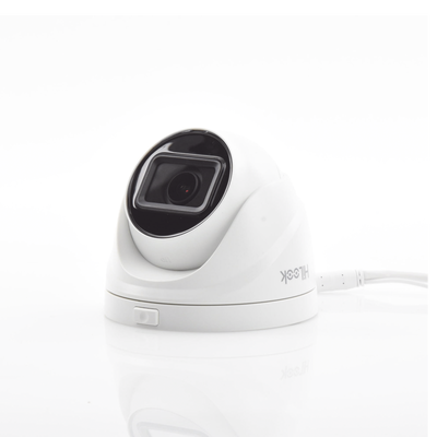 HILOOK BY HIKVISION - Turret IP 4 Megapixel / Lente Motorizado 2.8 - 12 mm / 30 mts IR EXIR / PoE / Exterior IP67 / WDR 120dB / Micro SD / H.265+ / Onvif