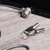 KLIP XTREME - Cable de seguridad Klip Xtreme con llave para laptop Bolt I KSD-330 Ranura rectangular estandar Largo 1.5 m Color Negro