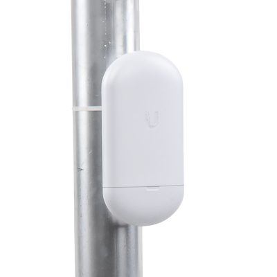 UBIQUITI - NanoStation airMAX Loco5AC CPE hasta 450 Mbps, 5 GHz (5150 - 5875 MHz), con antena integrada de 13 dBi, no incluye adaptador PoE