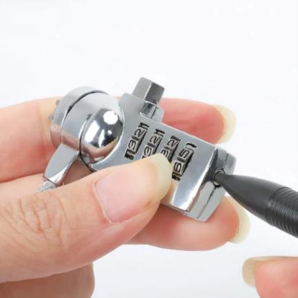 MANHATTAN - Candado de Seguridad Manhattan Antirrobo para Laptop con Ranura K-slot Combinación 4 Dígitos