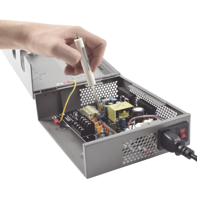 EPCOM POWERLINE - Fuente de alimentación de ALTO RENDIMIENTO de 11 - 15 Vcc @ 6 Amper, con capacidad de 4 a 8 cámaras , con voltaje de entrada de: 85-264 Vca