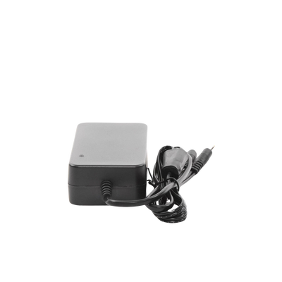 EPCOM POWERLINE - Fuente de Poder de 4 Salidas tipo Jack Macho de 12 Vcc / 5 Amper