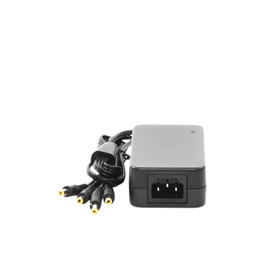 EPCOM POWERLINE - Fuente de Poder de 4 Salidas tipo Jack Macho de 12 Vcc / 5 Amper