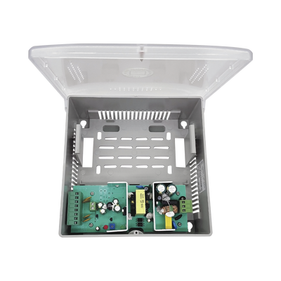 EPCOM POWERLINE - Fuente de Poder con Gabinete de 4 Salidas de 11 - 15 Vcc / 5 Amper /  Voltaje de Entrada: 96 - 264 Vca / Soporta Protección contra Sobrecorriente de Salida, Protección contra Cortocircuito / Led Indicador