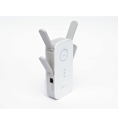 TP-LINK - Repetidor / Extensor de Cobertura WiFi AC, 2600 Mbps, doble banda 2.4 GHz y 5 GHz, con 1 puerto 10/100/1000 Mbps, 4 antenas externas