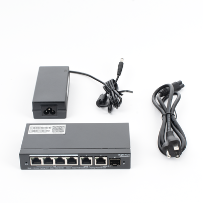 RUIJIE - Switch Administrable con 4 puertos Gigabit PoE, 2 Uplink Gigabit y 1 Uplink Gigabit para Fibra SFP en combo, gestión gratuita desde la nube