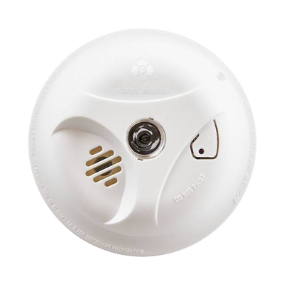 FIRST ALERT - Detector de Humo Autónomo, No Requiere Panel, LED de Escape, Sensor por Ionización, Batería 9 V reemplazable