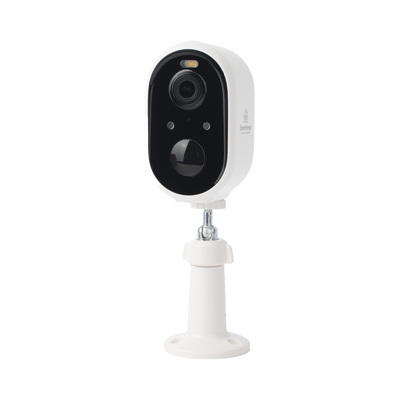 SMARTHOME BY EPCOM - Cámara IP de Batería (Gran Angular) 3 Megapixel | WiFi | Audio Bidireccional | Batería Recargable 5200 mAh | IP65 |Exterior con Protección|  Estadísticas de Energía | Detección de Humanos | Incluye Panel So