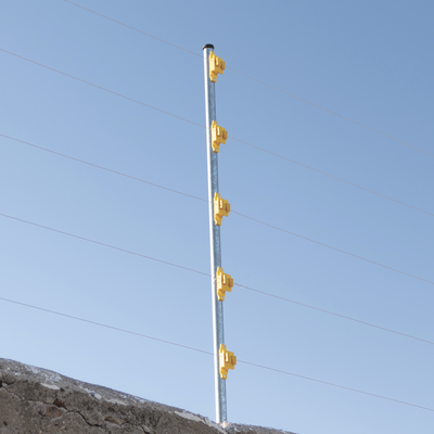 SFIRE - Aislador de Paso color Amarillo reforzado para cercos eléctricos, resistente al clima extremoso